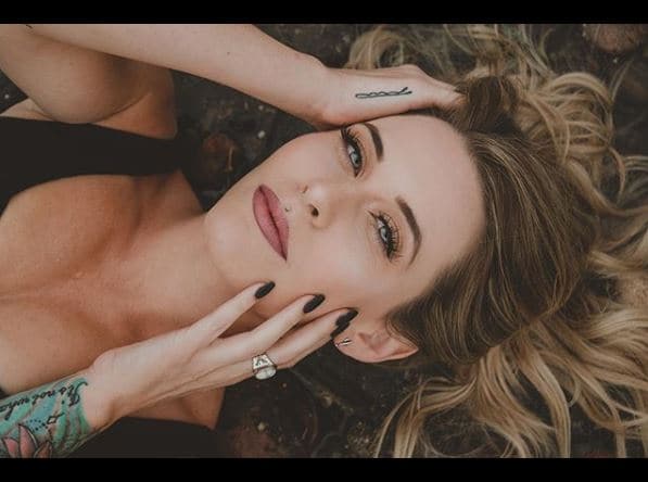 Bobby Pins Temporary Tattoo