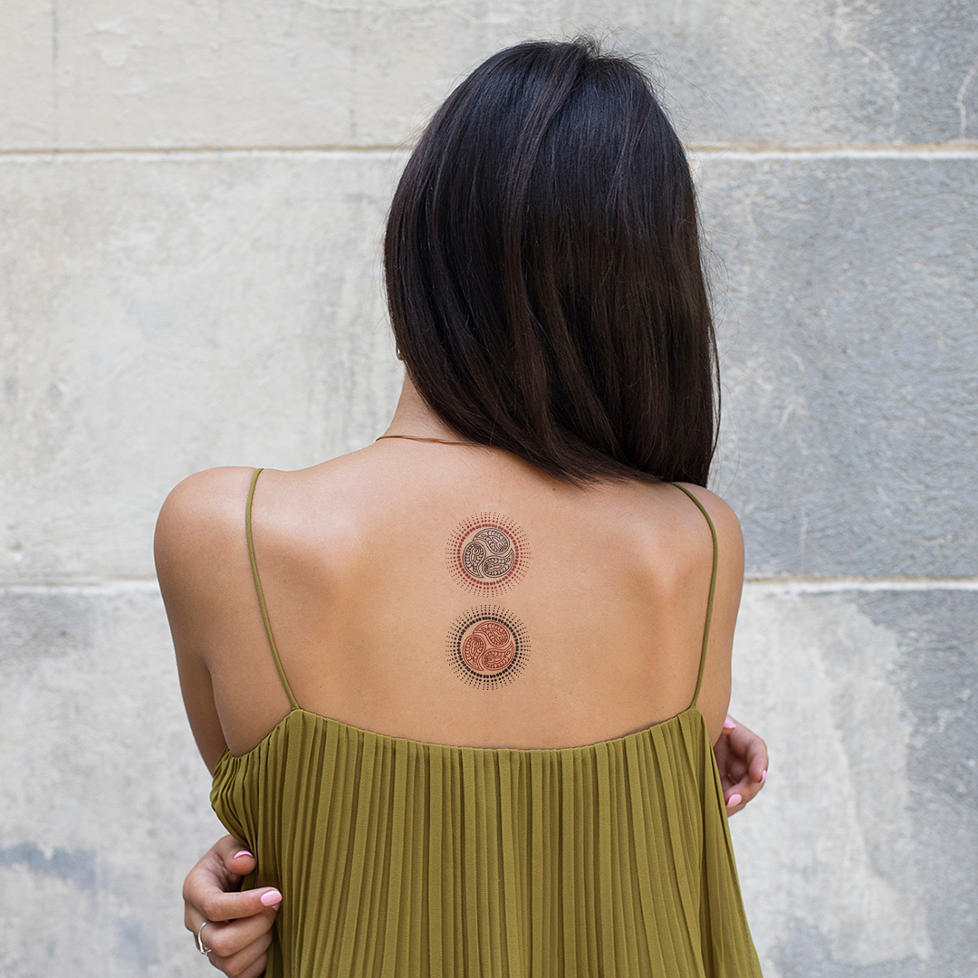 Henna: Lavish Temporary Tattoos 6 in x 4.5 in