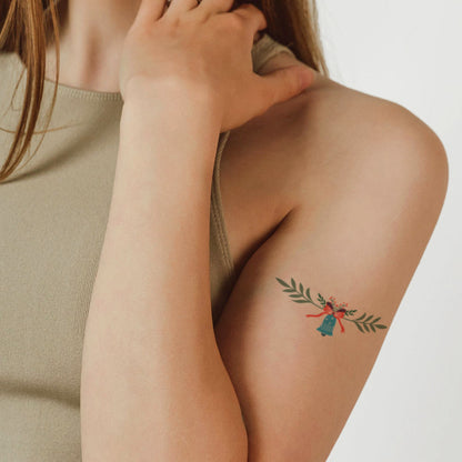 Elf on the Shelve Christmas Tattoos 4 in x 6 in