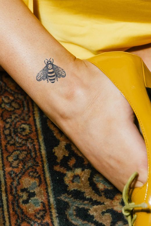 Semi-Permanent_Tattoos